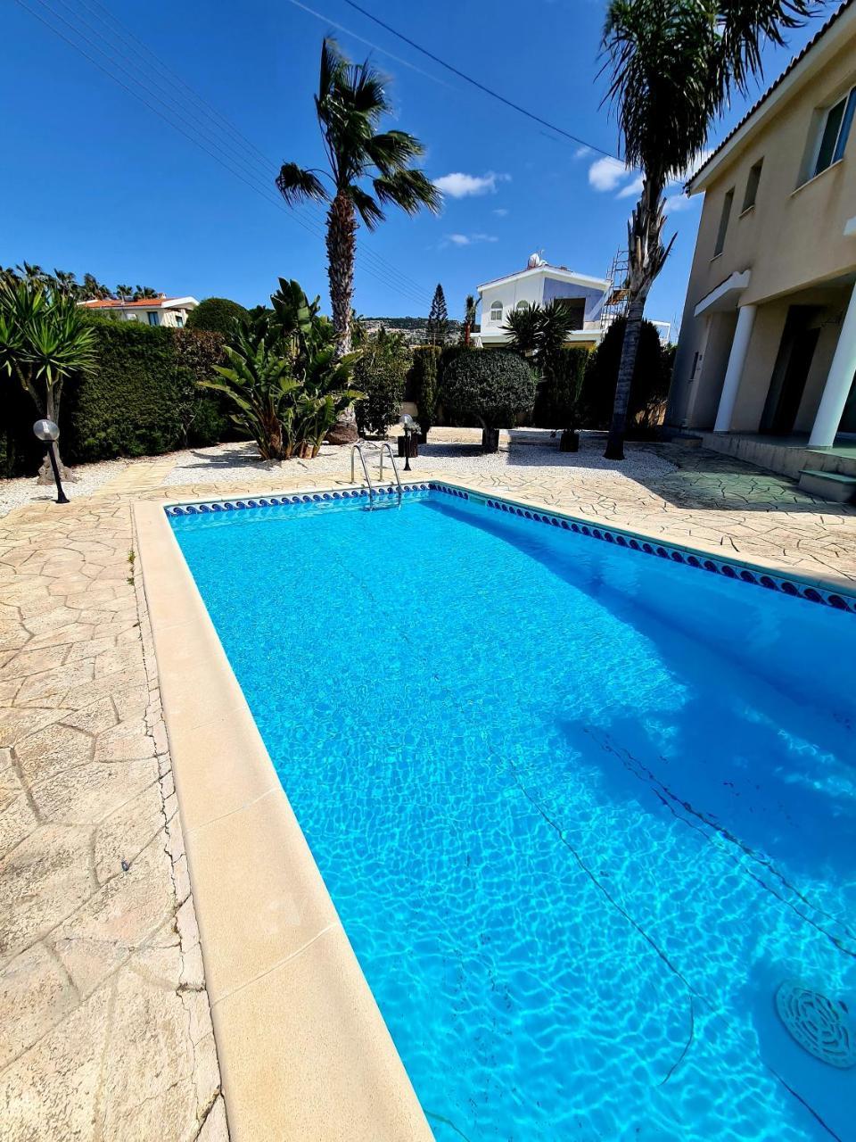 Villa Anastasia Stunning Sea View Cheerful 2 Bedroom Villa — 4-Star Luxury Hotel in Pegeia, Cyprus