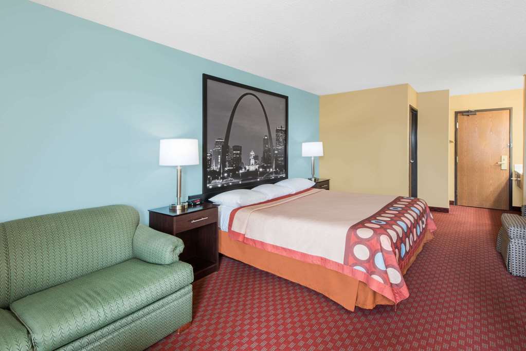 Super 8 by Wyndham Troy IL St. Louis Area - photo 5