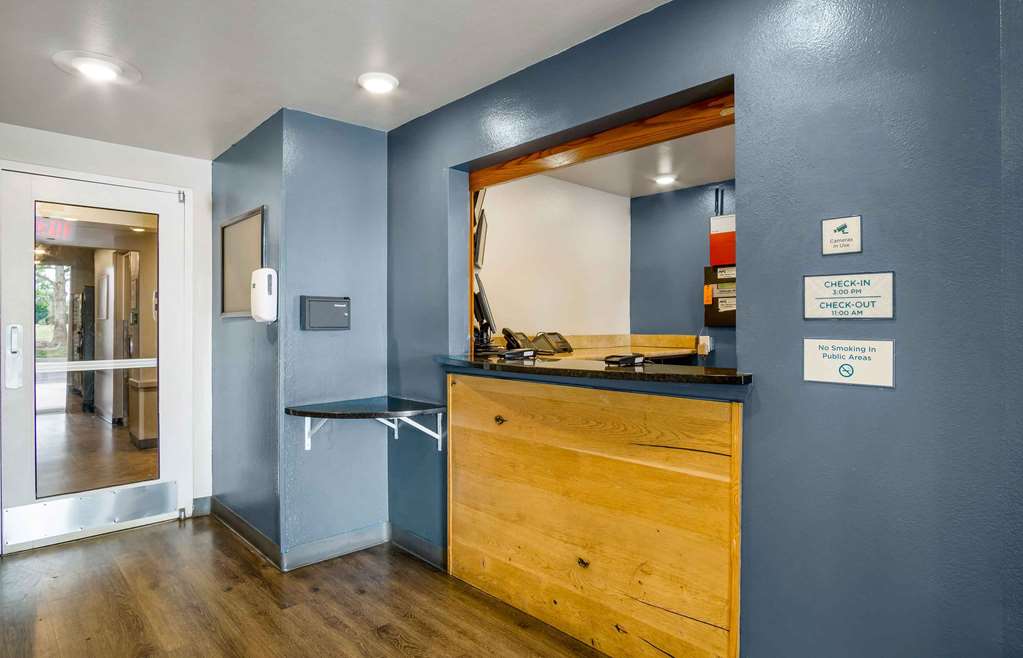 Extended Stay America Select Suites Charleston Ashley Phosphate Rd. - photo 3