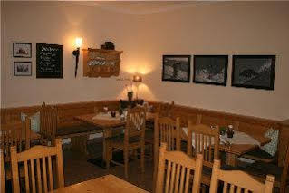 Jagdhof Und Nebenhaus