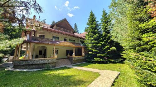 Cabana De La Rau Satic in Unknown City, Romania