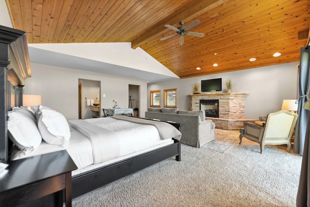 Mt Gardner Inn - photo 10