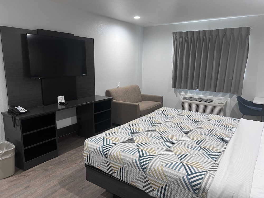 Motel 6 Bullhead City AZ - photo 11