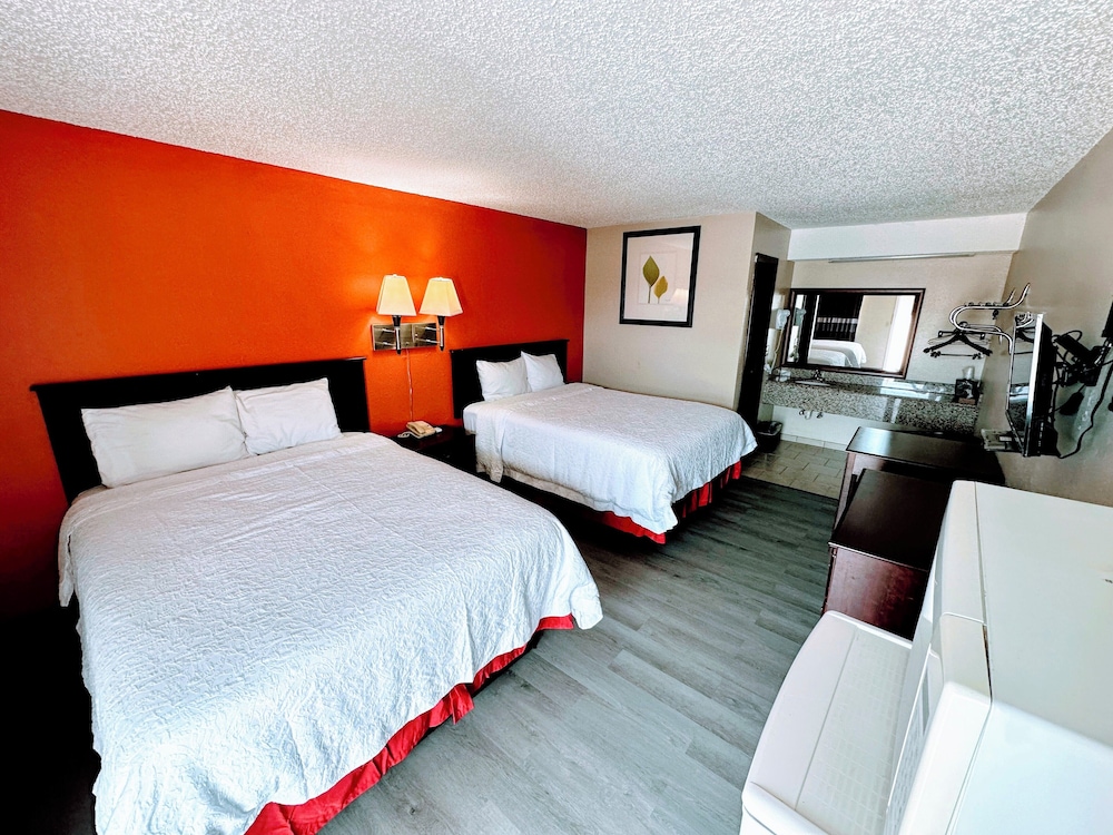 Relax Inn Henryetta - photo 15