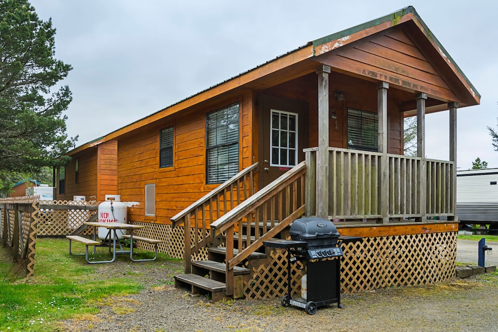 Long Beach RV & Camping Resort - photo 6