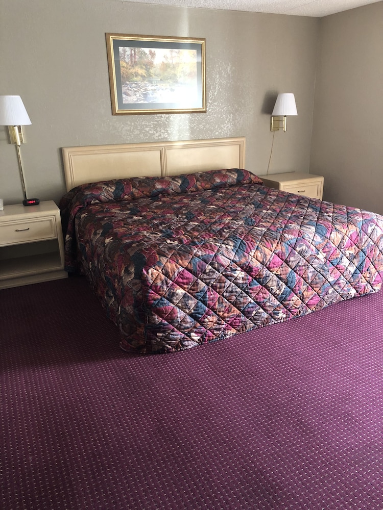 Green Valley Motel - photo 10