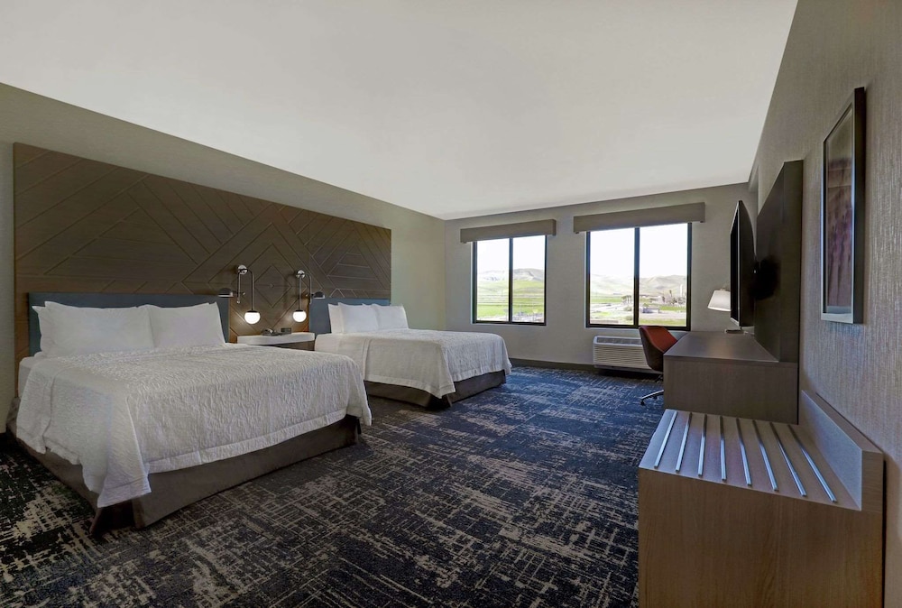 Hampton Inn Patterson - photo 15