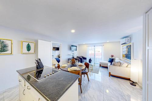 Taylor 203 @ Morgan Residences