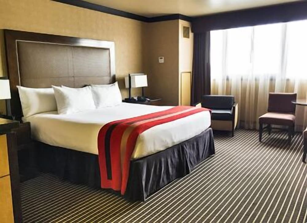 Cactus Petes Resort Casino & Horseshu Hotel - photo 4