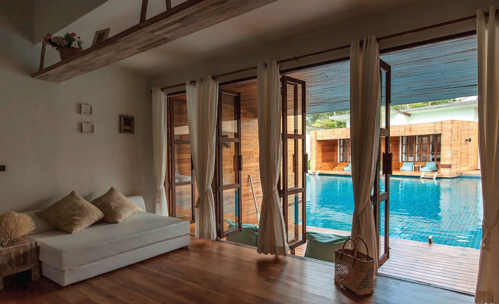 Wendy The Pool Resort — Ko Kut — photo 4