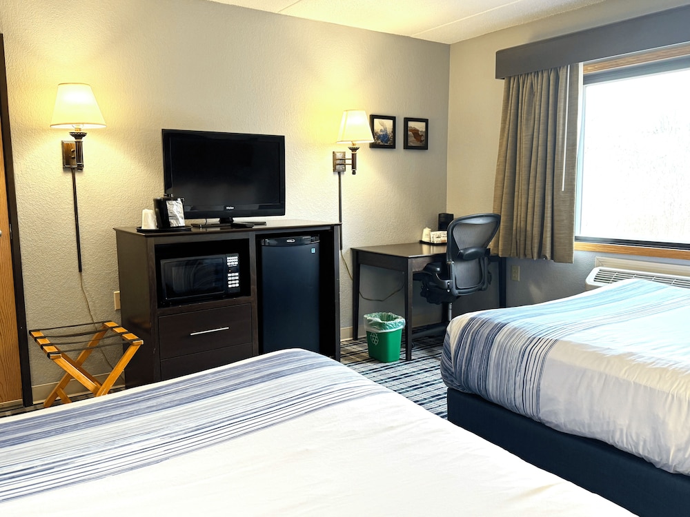 AmericInn by Wyndham Ames - photo 9