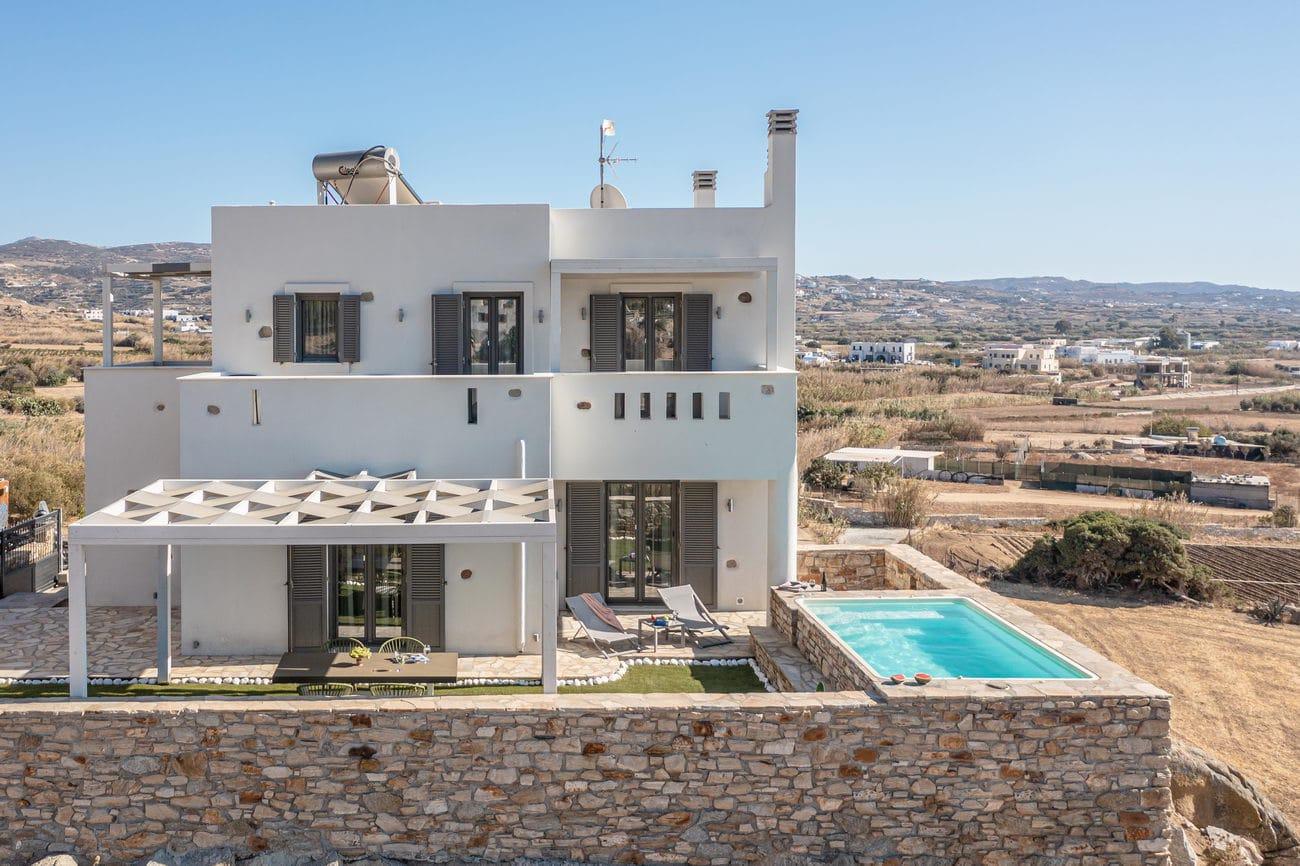 Villa Bazeos — 4-Star Luxury Hotel in Naxos, Greece