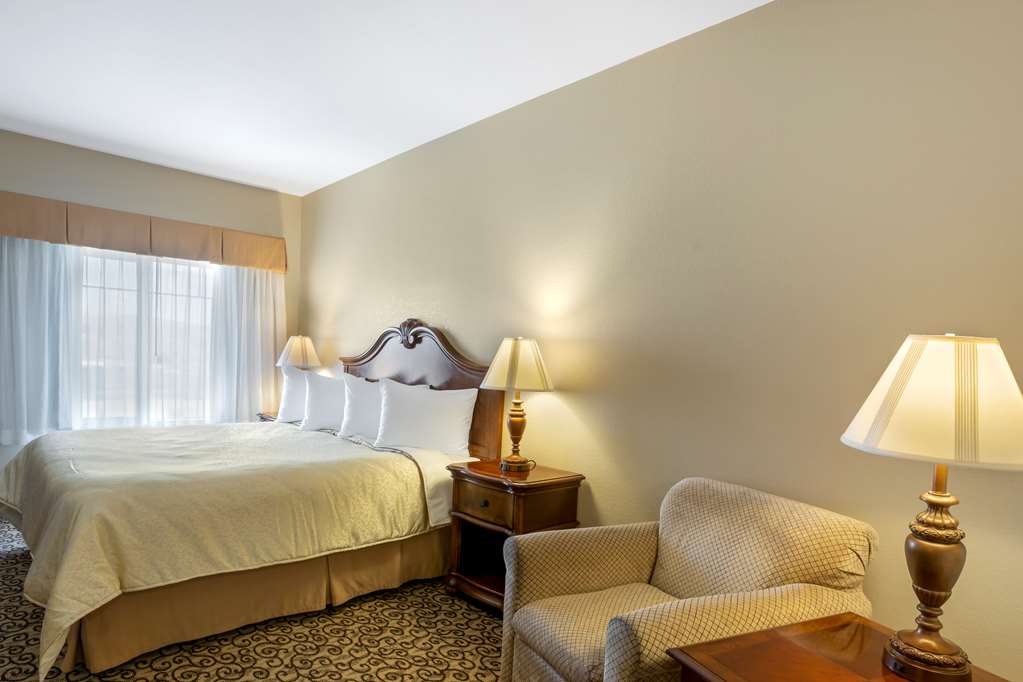 Best Western Plus Fossil Country Inn & Suites - photo 23