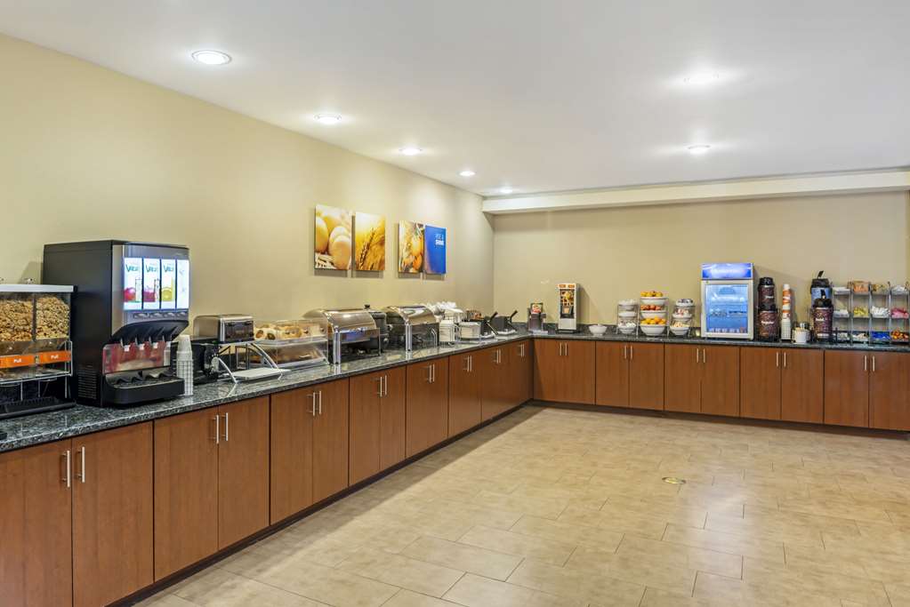 Comfort Suites At Virginia Center Commons - photo 43