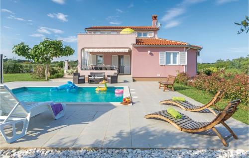 Cozy Home In Pula With Wifi — 4-Star Luxury Hotel in Pula, Croatia