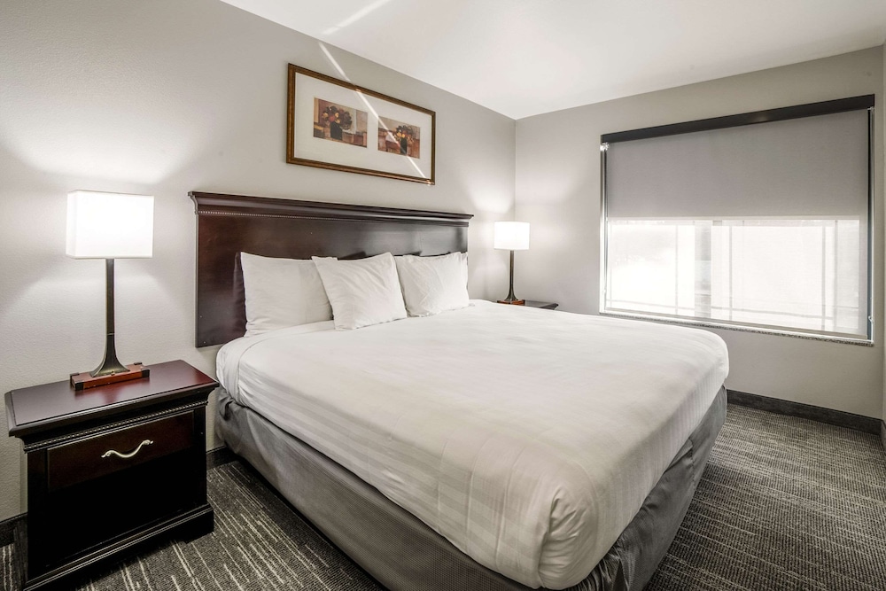 Country Inn & Suites by Radisson Ontario at Ontario Mills CA - photo 39