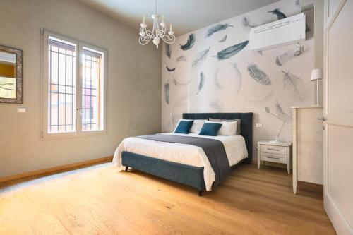 Central and Comfy Apartment free Netflix and Disney plus — 4-Star Luxury Hotel in Bologna, Italy