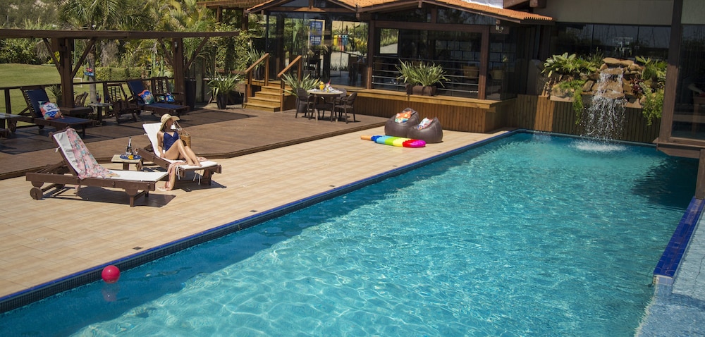 Village Praia do Rosa — hotel in Imbituba