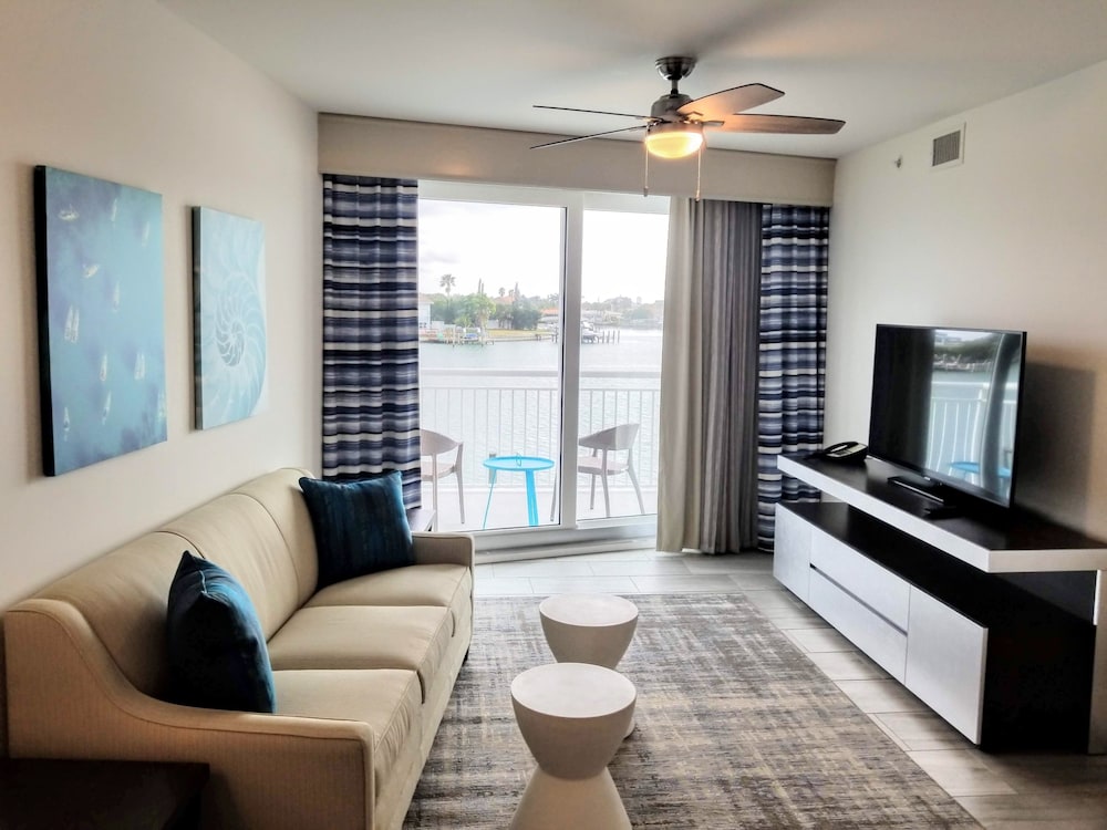 Provident Oceana Beachfront Suites - photo 19