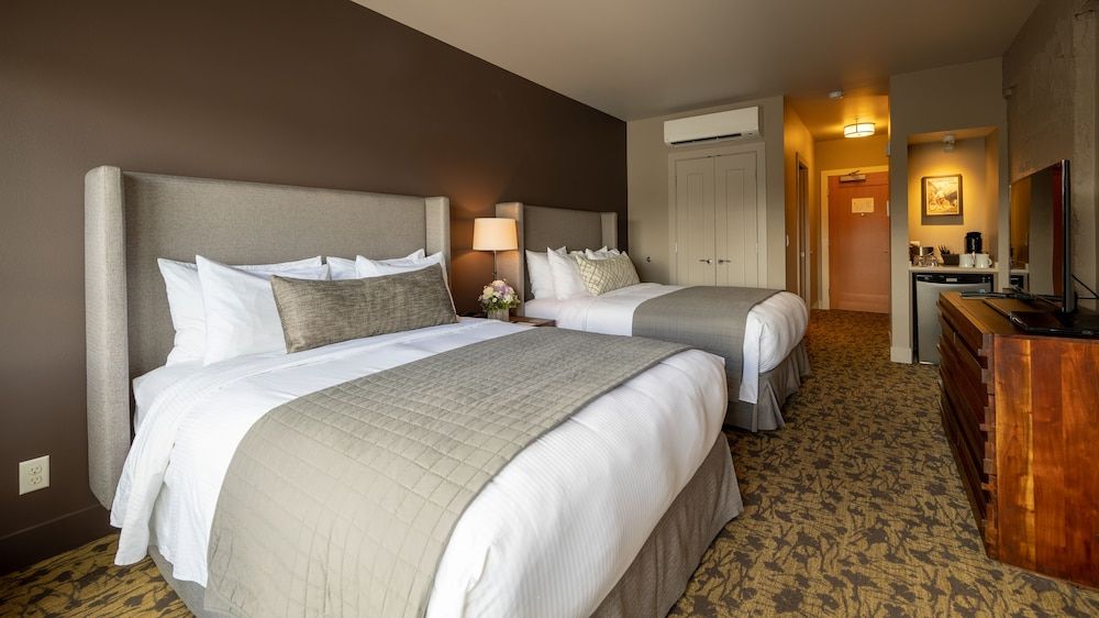 Inn At Lynden - photo 19