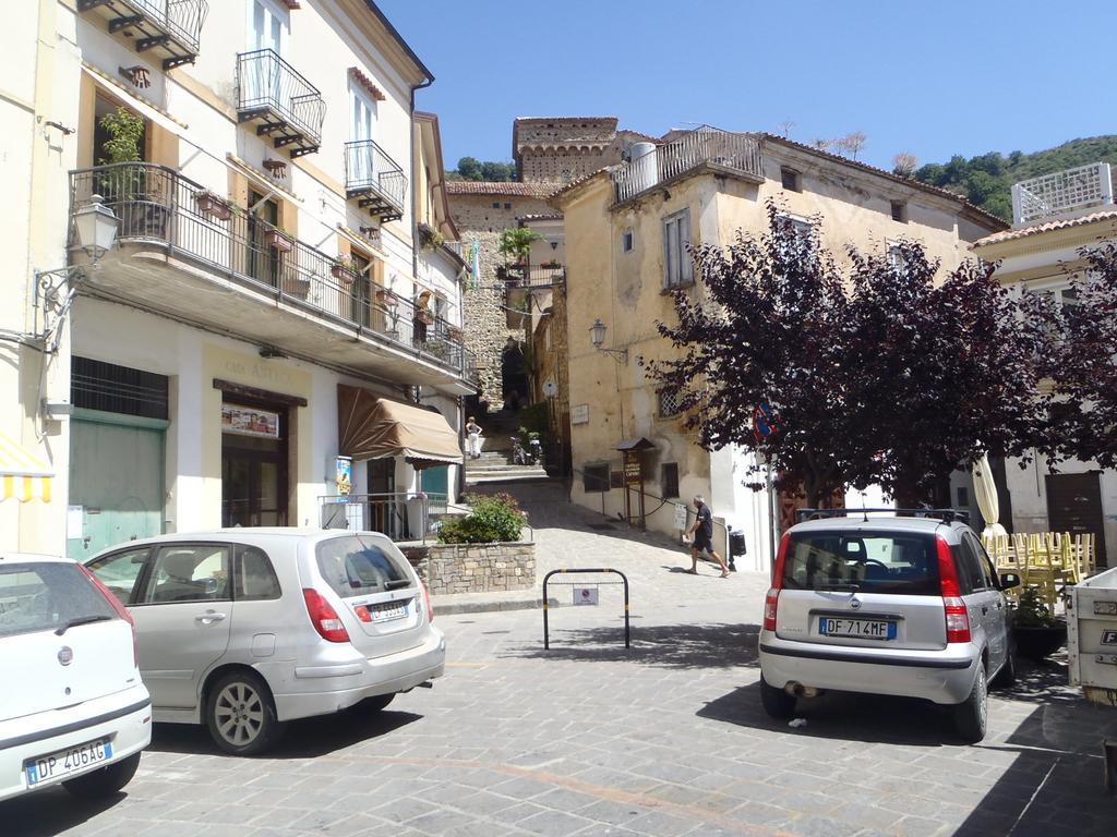 Scacciapensieri in Pollica, Italy