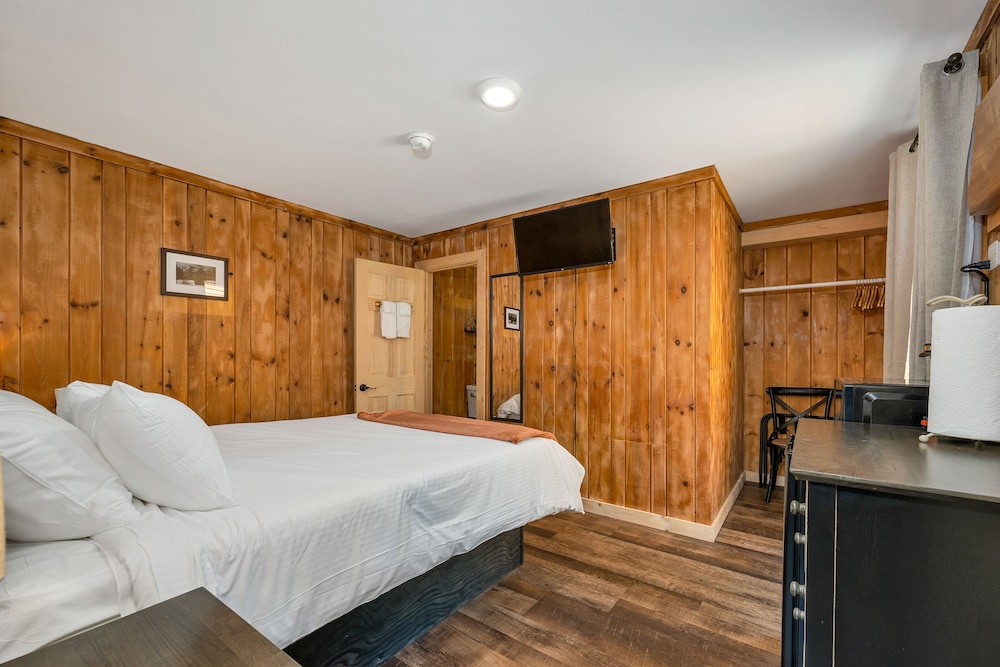 The Inn & More - photo 22