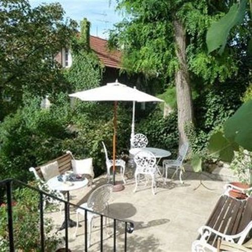 Bed & Breakfast La Campagne a Paris — 4-Star Luxury Hotel in Paris, France