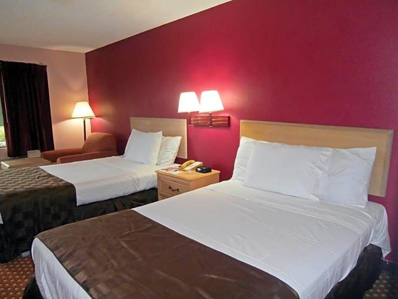 Americas Best Value Inn Valdosta Lake Park - photo 6