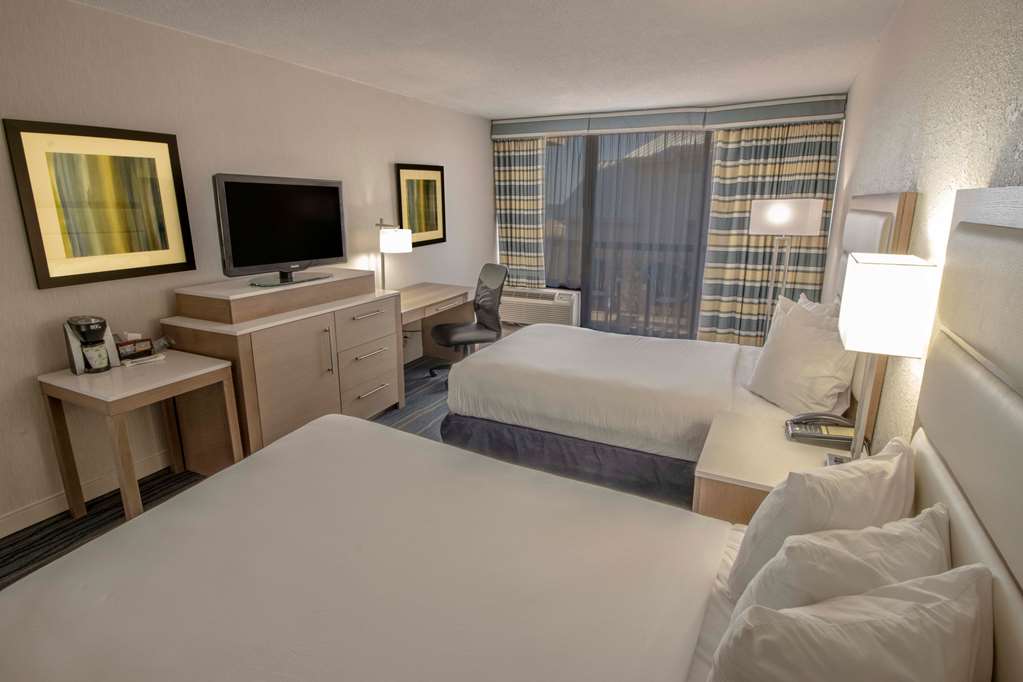 Wyndham Virginia Beach Oceanfront - photo 34