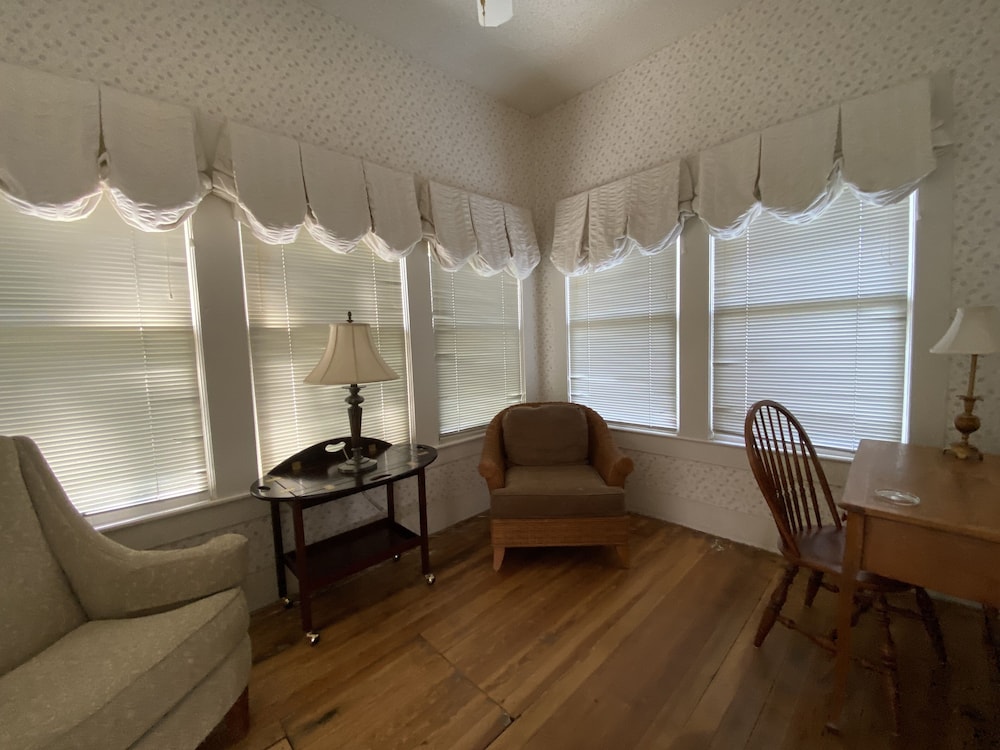 Inn On The River - photo 9