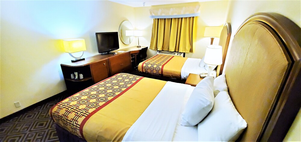 Travel Inn & Suites Sikeston Miner - photo 24