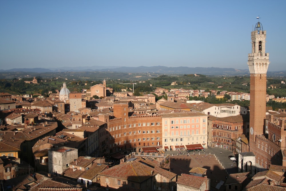 Centrale — Siena