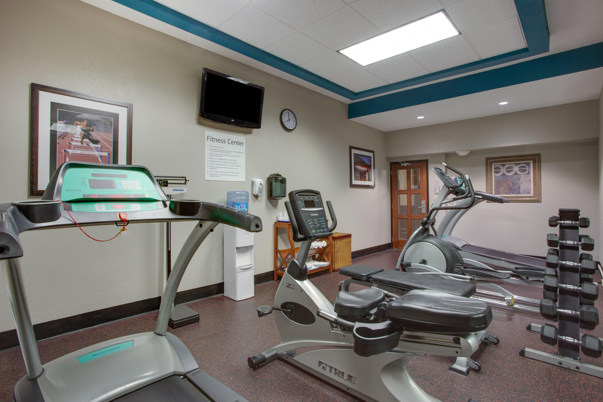 Holiday Inn Express Washington DC East Andrews AFB by IHG - photo 25