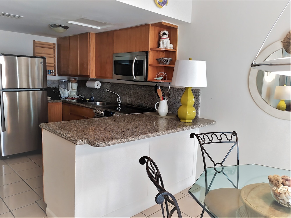 Manhattan Tower Apartment Hotel - photo 50