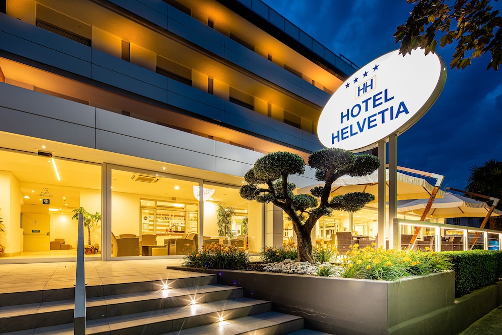 Hotel Helvetia — 4-Star Luxury Hotel in Lignano Sabbiadoro, Italy
