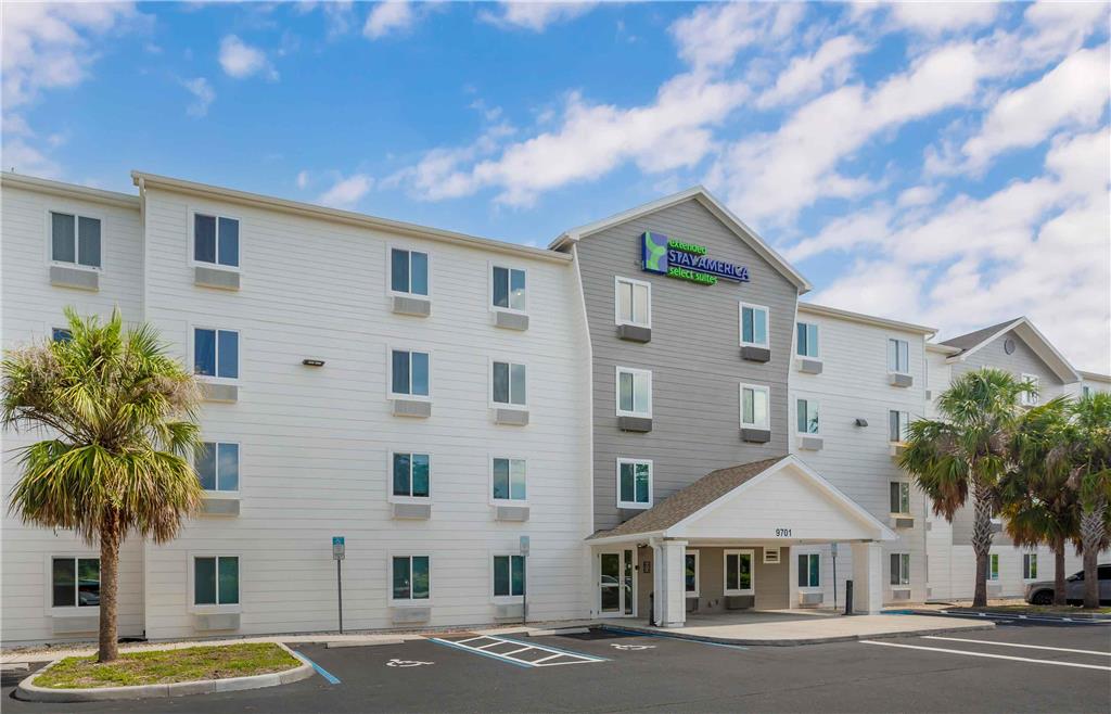 Extended Stay America Select Suites Fort Myers Northeast - photo 2