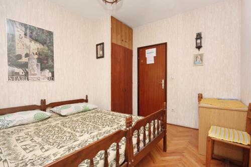 Rooms with a parking space Stari Grad Hvar 5696 in Stari Grad, Croatia