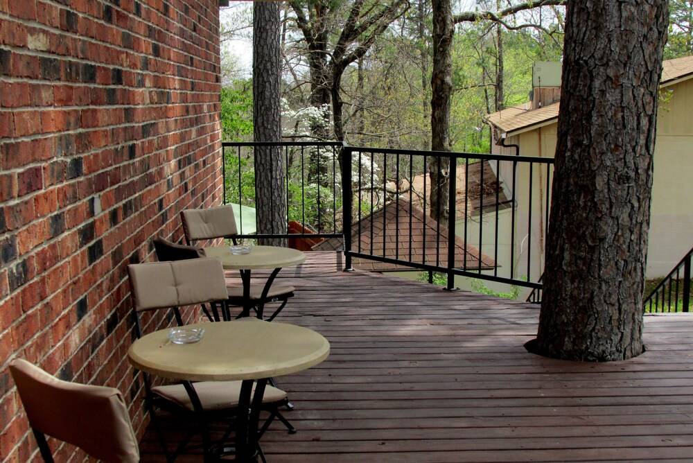 Brydan Suites - photo 174