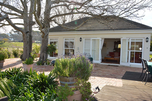 Majini Guest House