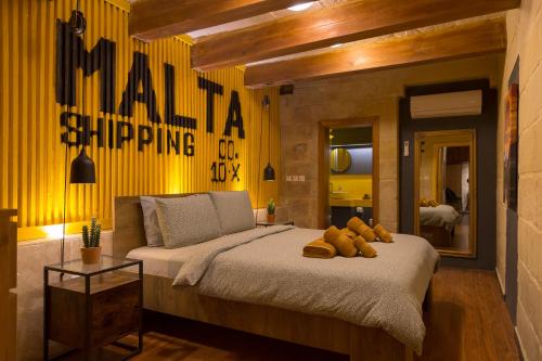 Escape to a Unique 2 Bed Apt in Heart of Valletta — 4-Star Luxury Hotel in Valletta, Malta