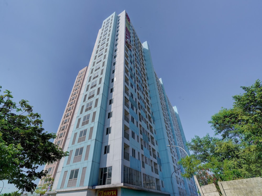OYO Life 92889 Apartement Grand Sentraland Karawang By A.t Room in Karawang, Indonesia