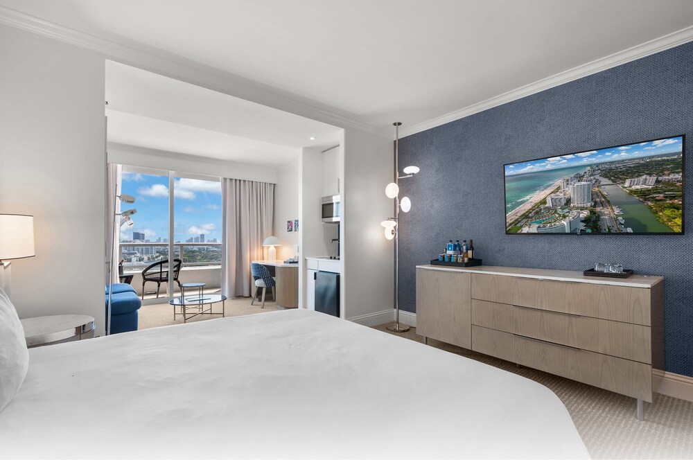 Fontainebleau Miami Beach Private Luxury Suites - photo 168