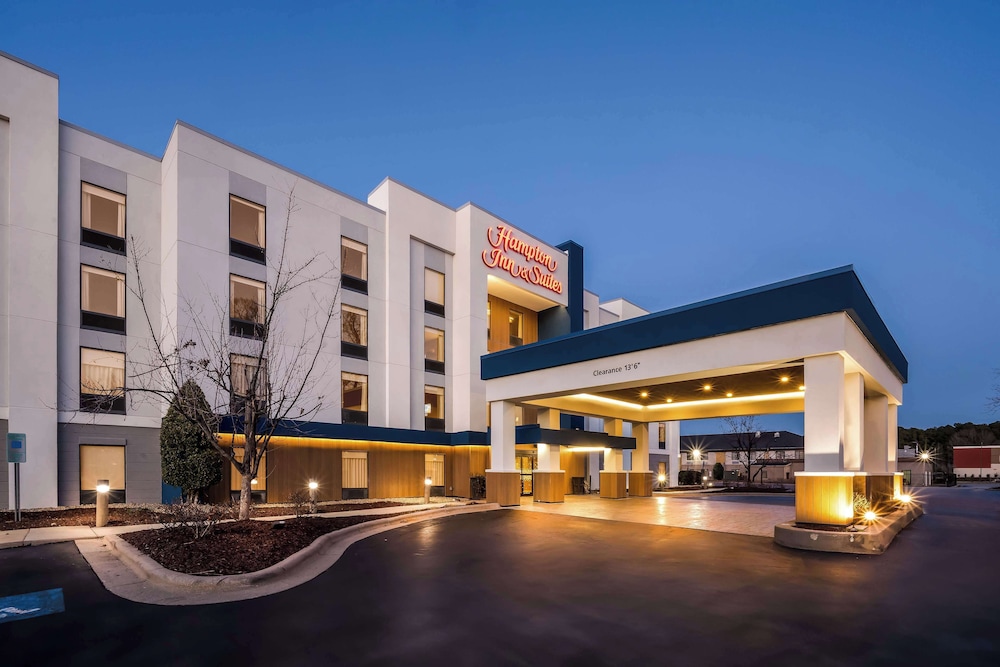 Hampton Inn & Suites Wilson I 95 - photo 39