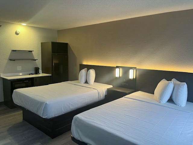 OYO Hotel Norcross GA West - photo 15