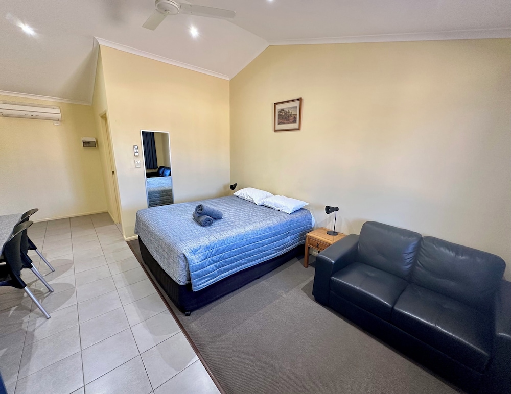 Moura Motel — Moura