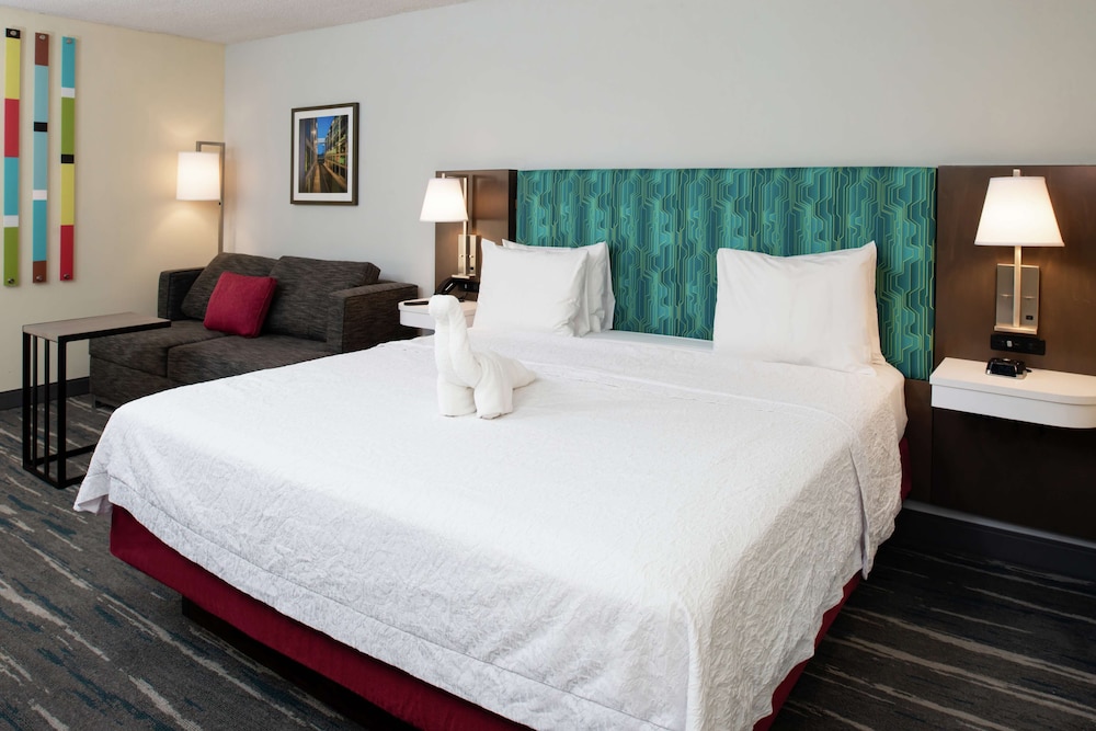 Hampton Inn Greensboro Airport - photo 24