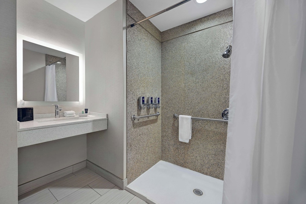 Four Points by Sheraton Birmingham Homewood - photo 17