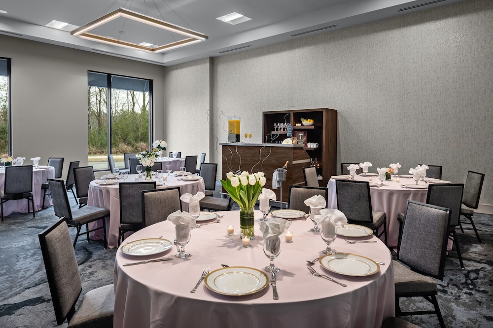 Crowne Plaza North Augusta by IHG - photo 35