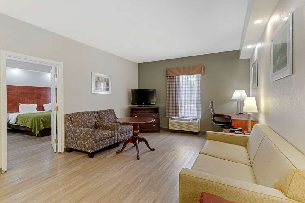 Quality Inn Newnan Atlanta South - photo 21