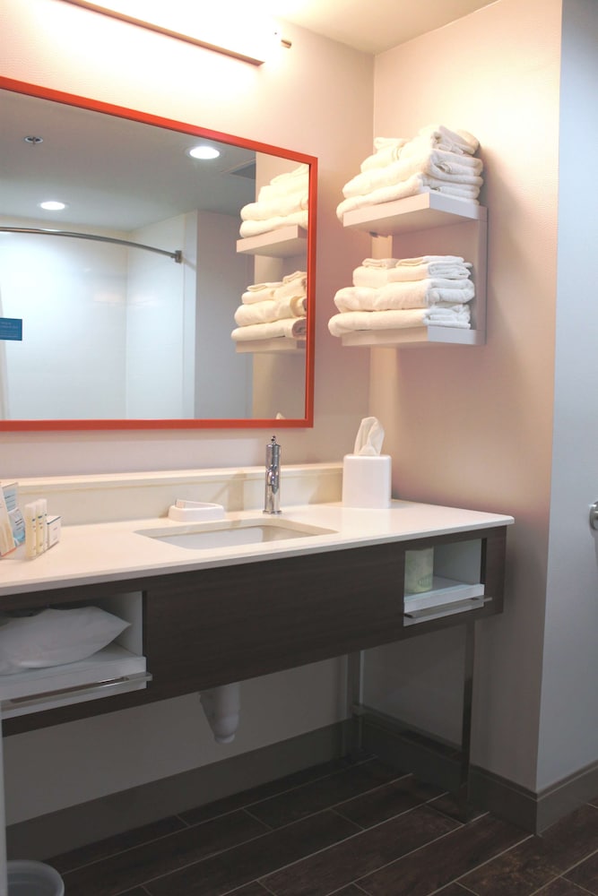 Hampton Inn by Hilton Forsyth - photo 28